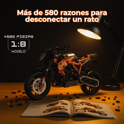 Moto de piezas construibles